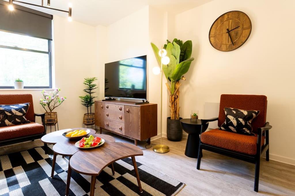 Waterside 2 Bed Apartment Taunton & Free Off Road Parking & Wifi Exterior foto